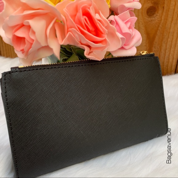 Michael kors Karla large MF phone wallet black - Picture 3 of 7